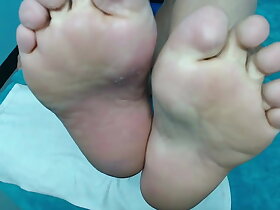 Grown-up Soles Fingertips