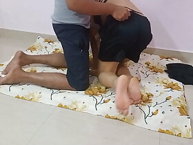 Makan Malik Ne Ghar Ka Kiraya Rima Bhabhi Ko ChodKar Vasoola