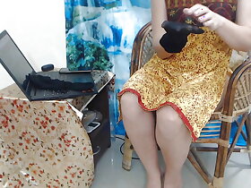 Bolly_Karma_277 _ Off colour Blowjob, Stockings.